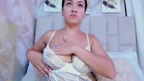 Snapshot of jaslyn__smith chatting on February 5, 2026, 6:01 pm Jaslyn online show from February 5, 2026, 6:01 pm