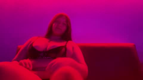 Snapshot of jasmin420r chatting on May 26, 2026, 3:13 am jasmin420r online show from May 26, 2026, 3:13 am