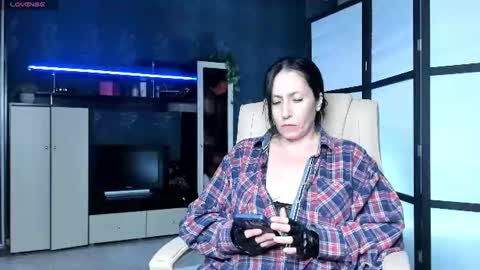 jasmin_milf online show from June 25, 2026, 6:56 pm