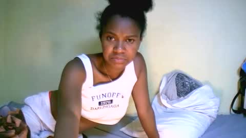 Snapshot of jasminah176750 chatting on October 17, 2025, 6:05 am jasminah176750 online show from October 17, 2025, 6:05 am