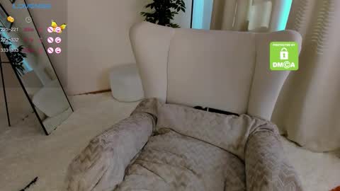 jasmine_wilson_ online show from October 18, 2025, 6:48 am