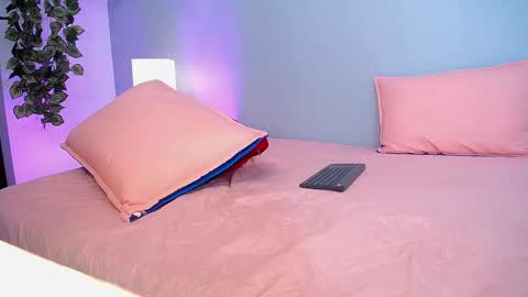 Instagram jasminecampbell1  online show from February 28, 2026, 3:35 pm