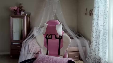 JasmineKay online show from March 31, 2026, 4:29 pm