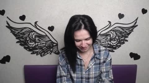 JasmineKouch online show from October 12, 2025, 5:23 pm