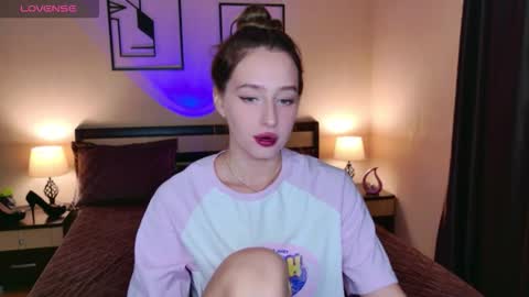 Jasmine online show from October 4, 2025, 4:43 am