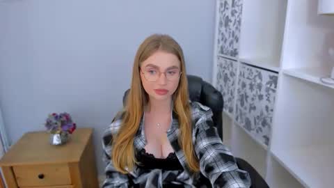 JasmineRelax online show from October 12, 2025, 7:46 pm