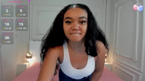 Jasmine Rose online show from October 20, 2025, 12:27 pm