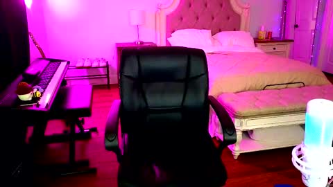 Snapshot of jasminewinters chatting on February 7, 2026, 10:41 am Jasmine Winters online show from February 7, 2026, 10:41 am