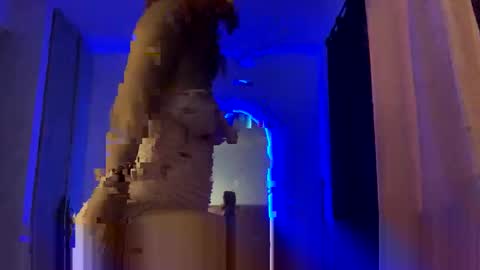 Jasminne online show from September 12, 2025, 5:07 am