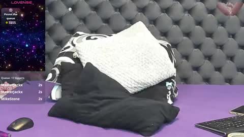 Queen Of Squirt online show from December 28, 2024, 11:26 pm