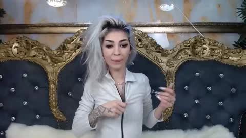 Queen Of Squirt online show from December 2, 2025, 6:52 am