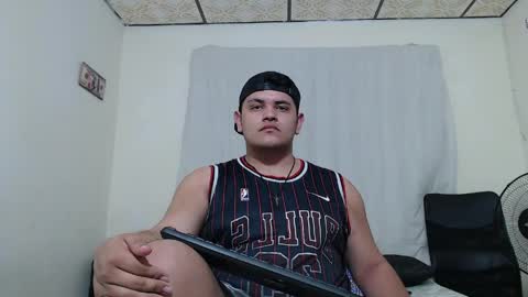 jason_boy_ online show from May 16, 2026, 10:36 am
