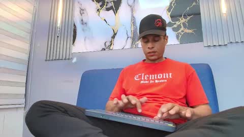 Snapshot of jason_tomas chatting on February 12, 2026, 7:42 pm Jason online show from February 12, 2026, 7:42 pm