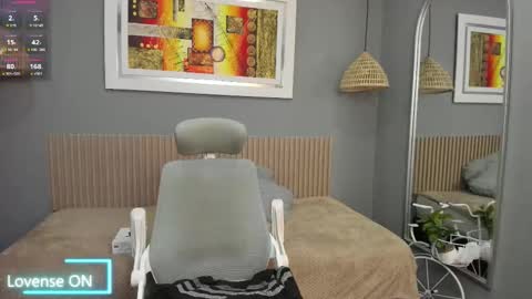 jasperjohnson online show from September 27, 2025, 3:55 am