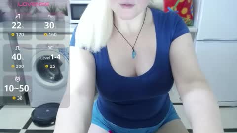 jassicaonline online show from November 19, 2025, 2:22 am