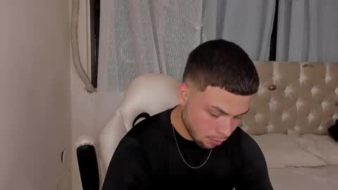 Snapshot of jasson_brown1 chatting on October 19, 2025, 3:51 am JASSON BROWN online show from October 19, 2025, 3:51 am