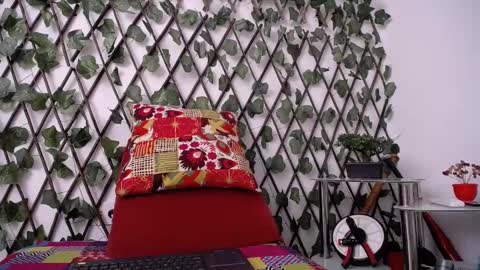 JKing  online show from October 1, 2025, 1:17 pm