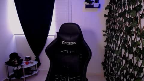 JKing  online show from February 2, 2026, 1:10 pm