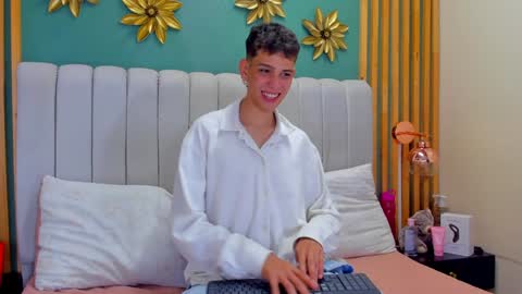 J A S S O N  online show from December 21, 2024, 1:42 pm