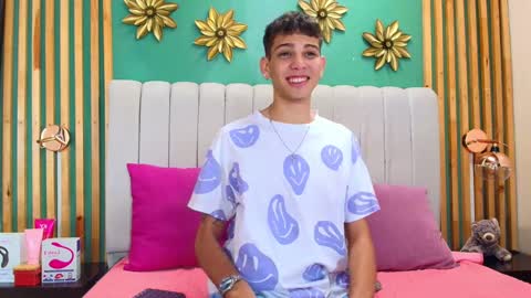 J A S S O N  online show from January 19, 2025, 1:12 pm