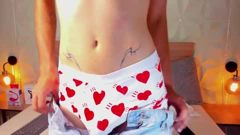 J A S S O N  online show from February 25, 2025, 1:50 pm