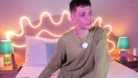 J A S S O N  online show from October 4, 2025, 8:29 pm