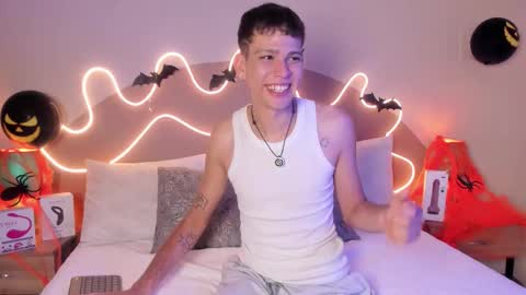 J A S S O N  online show from October 25, 2025, 3:18 pm