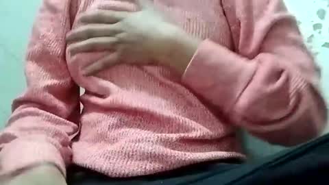 jasspreettt online show from December 8, 2024, 1:47 pm