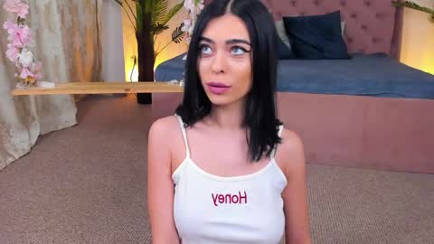 JassyeJoy online show from January 5, 2025, 4:14 am