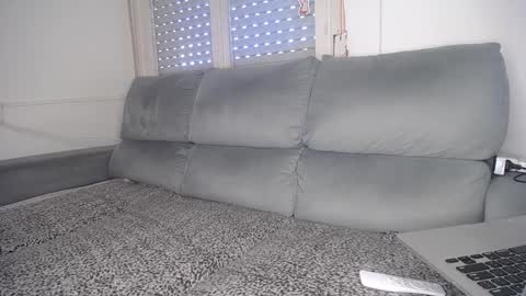 Javier  online show from December 18, 2024, 7:52 pm