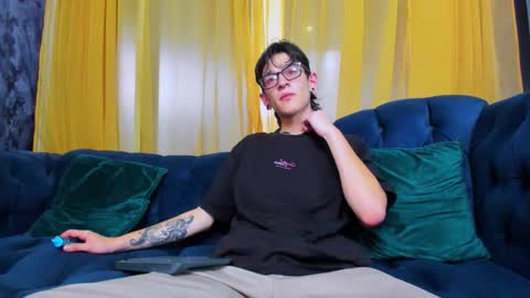 Jax Valentine online show from January 16, 2026, 7:18 pm