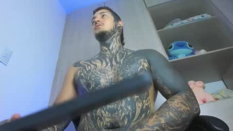 Michael independient model online show from February 25, 2026, 6:50 pm