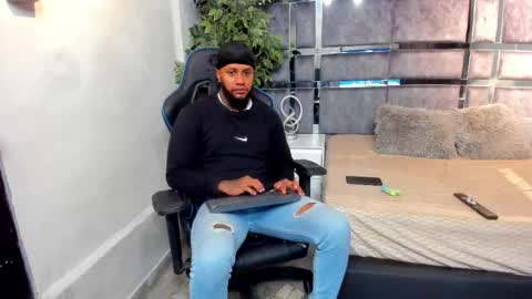 jay jhonson online show from February 5, 2026, 3:33 am