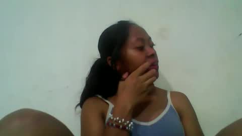 jayalydiah online show from November 11, 2025, 6:19 pm