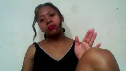 jayalydiah online show from December 17, 2025, 4:51 am