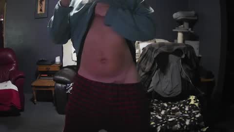 Grand Zaddy or Jay its casual online show from September 8, 2025, 4:39 pm