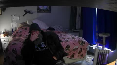 Grand Zaddy or Jay its casual online show from November 29, 2025, 4:54 pm