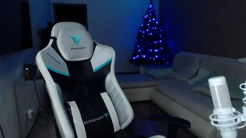 Snapshot of jayce_icestone chatting on December 21, 2024, 7:03 am Jayce online show from December 21, 2024, 7:03 am