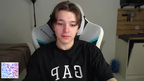 Jayce online show from November 18, 2025, 7:07 pm