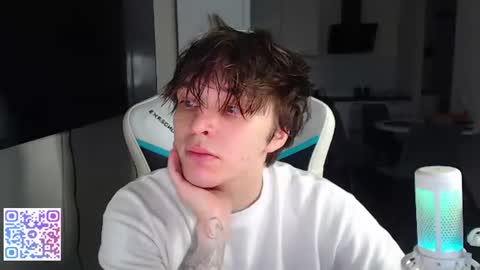 Jayce online show from June 22, 2026, 4:48 pm