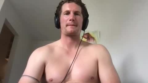 jaycup1989 online show from November 1, 2025, 5:48 pm