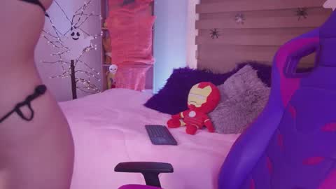 Snapshot of jayden_cournikovaa chatting on October 22, 2025, 7:13 pm Jayen online show from October 22, 2025, 7:13 pm