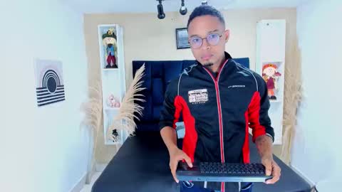 Jayden Morris online show from October 12, 2025, 11:42 am