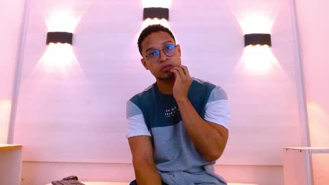 Jayden Morris online show from November 9, 2025, 11:19 am