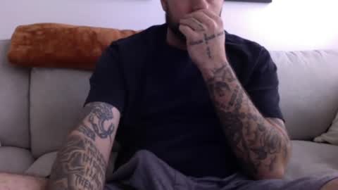 Snapshot of jayg333 chatting on February 19, 2025, 3:05 pm jayg333 online show from February 19, 2025, 3:05 pm