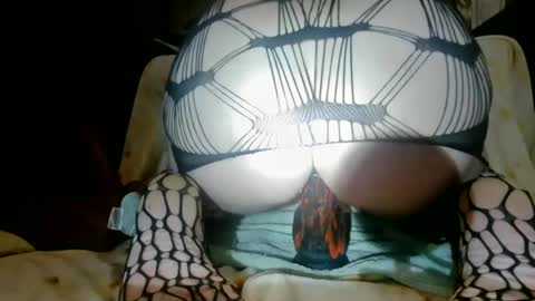 jaynjacke online show from February 3, 2025, 10:36 am