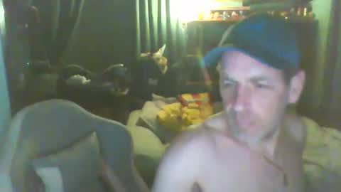 Snapshot of jaystan71 chatting on November 7, 2025, 4:12 am Just J online show from November 7, 2025, 4:12 am