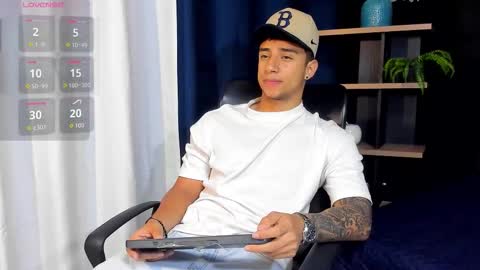 jaze_bradley online show from September 26, 2025, 11:25 am