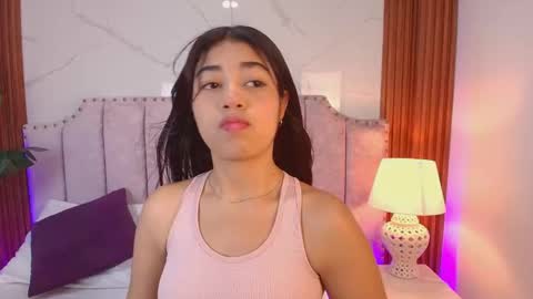 Jazmin online show from January 10, 2026, 7:37 pm