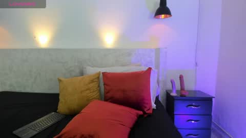 Jazmin online show from May 15, 2026, 11:34 pm
